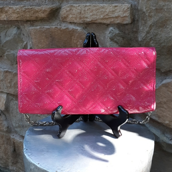 SONDRA ROBERTS FUCHSIA SHOULDER BAG - Picture 2 of 7